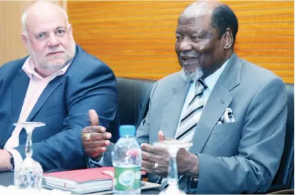  ?? MOTA AMBRÓSIO ?? Antigo Presidente de Moçambique Joaquim Chissano durante uma palestra realizada na capital angolana no ano passado