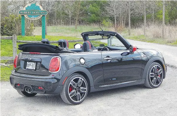  ?? — PHOTOS: BRIAN HARPER/DRIVING.CA ?? The pug-like soft-top, while not exactly a sports car, still gives you that wind-in-your-hair feeling.