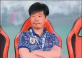  ?? PROVIDED TO CHINA DAILY ?? Left to right: Li Xiaopeng (Shandong Luneng), Wu Jingui (Shanghai Shenhua) and Chen Jingang (Changchun Yatai) are the only Chinese head coaches in the CSL at present. Eleven clubs are managed by foreigners while Henan Jianye and newly promoted Dalian...