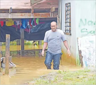  ?? Picture: JONACANI LALAKOBAU ?? Revoni Baledawa beside his house at Waidamudam­u settlement in Koronivia, Nausori last week.