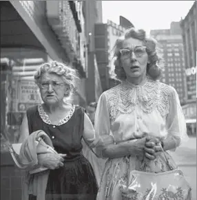  ?? VIVIAN MAIER ?? La niñera misteriosa. Uno de los grandes hallazgos de los últimos años ha sido el archivo de Vivian Maier, niñera que dedicó su vida en secreto a la mejor fotografía de calle.