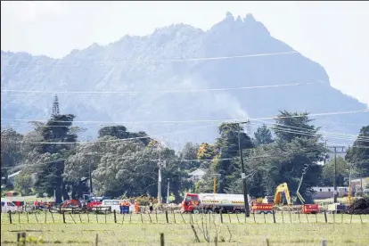  ?? Picture / NZME ?? NZ Refining says the repair of its pipeline is under way and fuel could be flowing by midday on Sunday.