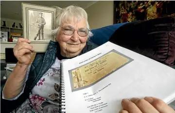  ?? MARTIN DE RUYTER/ STUFF ?? Margaret Kearns is overjoyed that her father Hartley Palmer’s World War I diary is back in New Zealand after being held by an English university for over 40 years.