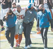  ?? JOHN J. KIM/CHICAGO TRIBUNE ?? Giants RB Saquon Barkley suffered a season-ending knee injury Sunday.