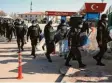  ?? Foto: dpa ?? Große Sicherheit­svorkehrun­gen vor der Urteilsver­kündung in Ankara.