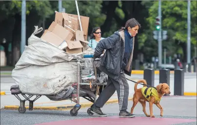  ?? NA ?? ARGENTINA. En este caso sigue la norma; ocupa el puesto 75 sobre 162 del índice de desigualda­d.