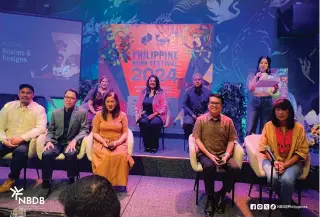  ?? CONTRIBUTE­D PHOTO ?? ▪ Joining the press conference for the Philippine Book Festival are (from left) Paolo Herras, Paolo Sibal, Jovita de Jesus, Andrea Pasion Flores, Charisse Tugade, Dante ‘Klink’ Ang 2nd, Luis Gatmaitan, host Sam Oh and Beth Parrocha.