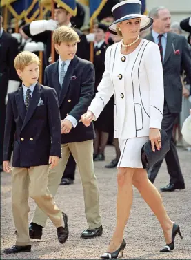  ??  ?? Harry and William with Diana in 1995, two years before she died