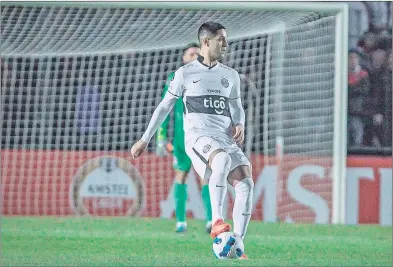 ?? Cortesía ?? El central paraguayo Luis Zárate de 23 años jugará en Independie­nte del Valle.