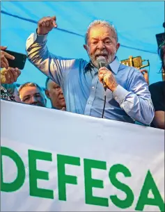  ??  ?? Lula is seen speaking to a crowd of 70,000 in the centre of Porto Alegre in this file photo. — AFP photo