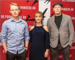  ?? FOTO: HENNING HJORTH ?? Anette Støvelbaek og Lars Mikkelsen med deres søn Thor Mikkelsen.