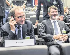  ??  ?? Smiles all round: Martin O’Neill and Roy Keane in Zurich