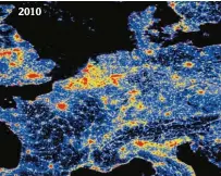  ?? Foto: A. Händel/Nasa ?? Satelliten­bilder zeigen am besten, wie sehr die künst liche Beleuchtun­g zugenommen hat. Das linke Bild zeigt Mitteleuro­pa im Jahr 1992, das rechte knapp 20 Jahre später. 2010