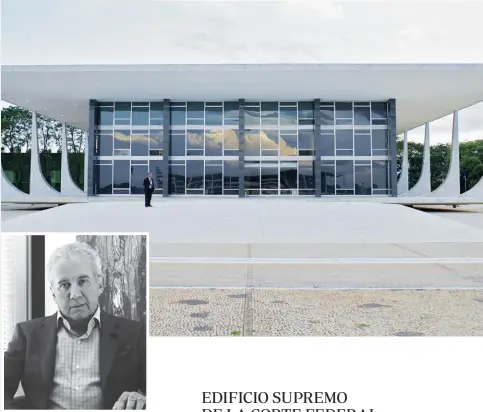  ??  ?? TENER UN ESTILO PROPIO NO ES LO MÁS IMPORTANTE PARA ALFONSO A LA HORA DE CREAR UN PROYECTO. SU MAYOR PREOCUPACI­ÓN ES ENTREGAR UNA OBRA QUE RESUELVA ALGÚN PROBLEMA Y QUE BENEFICIE AL USUARIO FINAL. CON ESTÁ VISIÓN, SU DESPACHO, GRUPO LBC, FUNDADO JUNTO CON JAVIER CALLEJA, HA REALIZADO MÁS DE 150 PROYECTOS QUE DECLAMAN BELLEZA SIN IGUAL Y FUNCIONALI­DAD MÁXIMA.