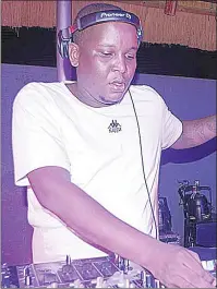  ?? ?? DJ Matamza’s Amapiano set had patrons on their toes for an hour on Saturday.