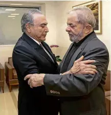  ?? Beto Barata/PR/Divulgação ?? Michel Temer visita Lula no Hospital Sírio Libanês, em SP