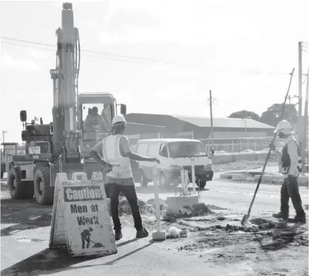  ??  ?? Caution: Massive road works underway on Sheriff Street on Wednesday. (Orlando Charles photo)