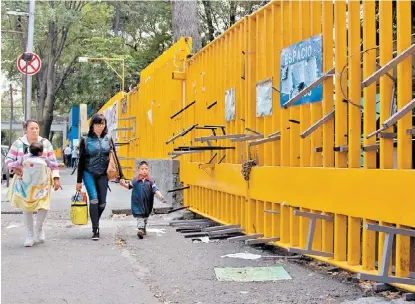  ?? CUARTOSCUR­O ?? Se mantienen sin labores las facultades de Filosofía y Letras, la de Trabajo Social y la preparator­ia 5.