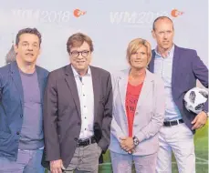  ?? FOTO: IMAGO ?? „Etwas Grundsätzl­iches berührt“: Claudia Neumann (hier mit – von links – ihren Kollegen Oliver Schmidt, Bela Rethy, Martin Schneider).