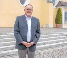  ?? FOTO: VIKTOR TURAD ?? Klaus Wolfmaier wird am Sonntag in Neresheim als neuer Leitender Pfarrer der Gesamtkirc­hengemeind­e investiert.