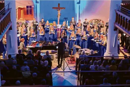  ?? Des Neuen Kammerchor­s Heidenheim. Foto: Markus Brandhuber ?? Wohlklang herrschte in der Nattheimer Martinskir­che beim Auftritt