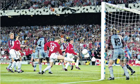  ??  ?? Crowning moment: Clive Tyldesley (below) famously called Manchester United’s comeback victory against Bayern Munich in the 1999 Champions League final at the Nou Camp