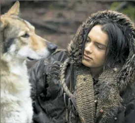  ?? Columbia Pictures/Studio 8 ?? Alpha and Kodi Smit-McPhee as Keda star in “Alpha.”