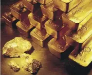 ?? ?? A large chunk of gold is smuggled out of Zimbabwe