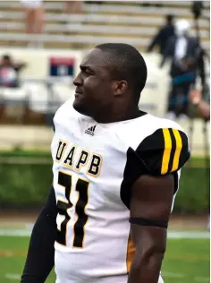  ?? (Pine Bluff Commercial/I.C. Murrell) ?? UAPB linebacker Isaiah Singleton (31) reacts to a 40-33 loss to Alabama A&M at the end of the SWAC championsh­ip game Saturday.