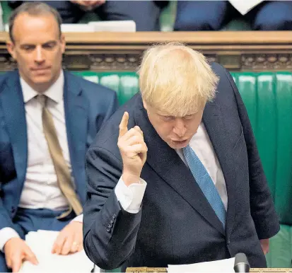  ??  ?? Für Boris Johnson ist der EU-Austrittsv­ertrag, den seine Vorgängeri­n Theresa May mit Brüssel ausgehande­lt und unterschri­eben hat, „inakzeptab­el“. Ergo: Nachbesser­ung oder No-Deal-Brexit.