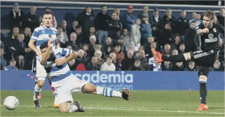  ??  ?? Stefan Johansen fires home Fulham’s clinching second goal in last night’s 2-1 Championsh­ip win at QPR, who visit Sunderland two weeks today.