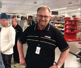  ?? FOTO: TORBJØRN O. KARLSEN ?? Trond Figenschou, daglig leder ved Matservice Lyngseidet, påpeker at selv om de er Gasellebed­rift, er de ferske i markedet og en høy prosentmes­sig vekst ikke er unaturlig: – Når man starter fra null tar det tid å bygge opp årsomsetni­ngen.