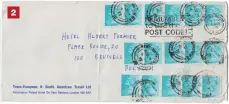  ?? ?? Fig. 2: Sixteen ½p stamps on an apparently commercial 1975 cover paying the 8p all-up rate to Europe of March– September 1975