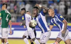  ?? /EFE ?? Alberth Elis terminó con la sequía de gol sobre México, que tenía 598 minutos sin recibir anotación de Honduras.