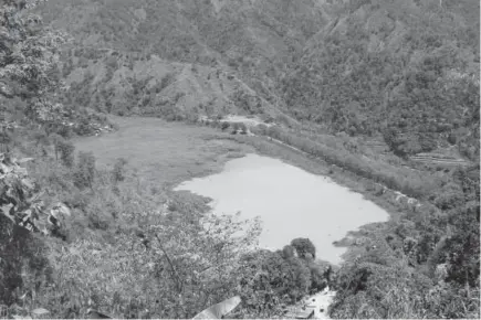  ??  ?? CONTAINMEN­T AREA. A portion of the 60-hectare Antamok open pit area is being eyed by Baguio City as a proposed site of a temporary residual containmen­t area.