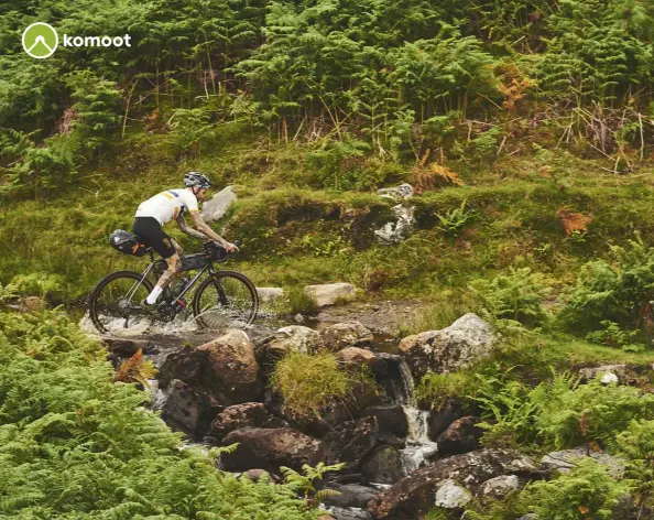  ??  ?? Above
It wasn’t long before the trio found themselves in Welsh wilderness