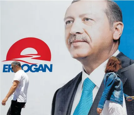  ?? Photos / AP ?? Driving Recep Tayyip Erdogan from the presidenti­al palace will still be an extremely difficult task.