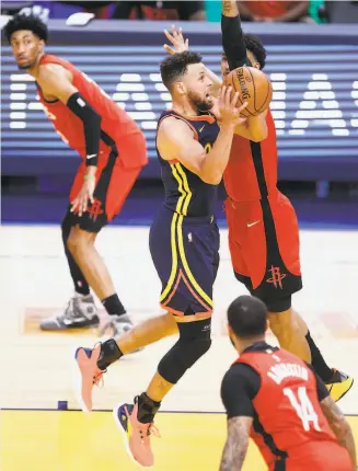  ?? Santiago Mejia / The Chronicle ?? Warriors guard Stephen Curry has confounded NBA opponents with his shooting skills.