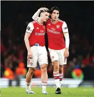  ??  ?? DI LIGA EUROPA: Hector Bellerin (kanan) telah dua kali dipercaya main sebagai kapten Arsenal musim ini.