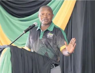  ?? African News Agency (ANA) ?? DEPUTY President David Mabuza said the ANC was expected to become more united than it was last year because there were many hurdles for it to overcome. He was speaking during a meeting with the Indian community in KwaDukuza. |