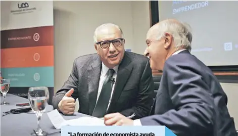  ??  ?? El empresario Álvaro Saieh junto a Hernán Cheyre en la Universida­d del Desarrollo.