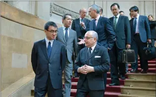  ??  ?? DELEGACIÓN. Faurie y el ministro Kono tras las reuniones en el Palacio San Martín.