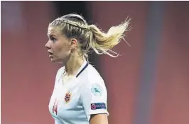  ??  ?? GIR SEG: Ada Hegerberg gir seg. Det samme gjør Nora Holstad Berge.