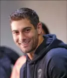  ?? Associated Press ?? For 49ers quarterbac­k Jimmy Garoppolo, the years in New England should help this week.