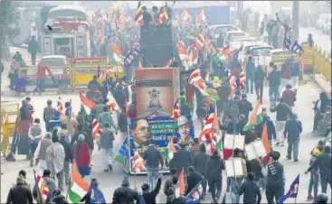  ?? PTI ?? Members of the Bahujan Samajwadi Manch take part in ‘Maati Sankalp March’ in solidarity with farmers , at Ghazipur on Sunday.