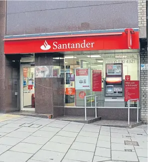  ??  ?? The Santander branch in Lochee, which closed last year.