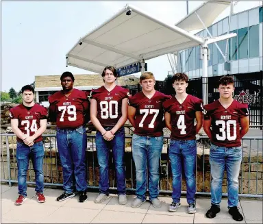  ?? Enterprise-Leader/MARK HUMPHREY ?? Gentry boasts six stalwart leaders on the 2021 Pioneer football team (from left) William Pyburn, Logan Heath, Garrison Jackson, Lucas Guinn, Dawson Rayburn and Zachary Gunneman, who are determined to make a playoff run.