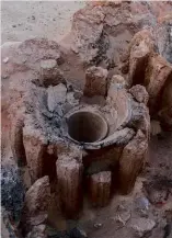  ??  ?? LEFT: One of the pottery basins used in the brewery complex unearthed in Abydos. BELOW: The ‘Venus of Willendorf’ figurine, found in Austria in 1908.