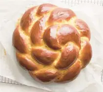  ?? ARMANDO RAFAEL/THE NEW YORK TIMES ?? Compared with more technical breads like sourdough loaves or baguettes, challah is mostly hands-off, with an easy-to-handle dough.