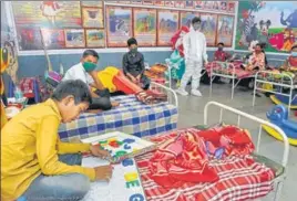  ?? PTI ?? Children undergo treatment at a Covid care centre in Sangli on Friday.